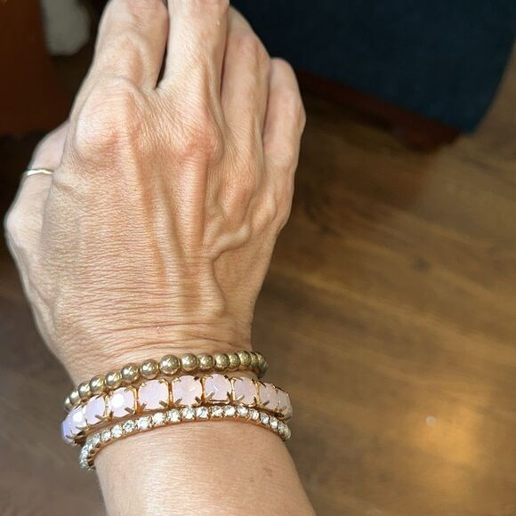 Three separate gold tone stretch bracelets - Gold bead, pink stone & rhinestone - Picture 2 of 3